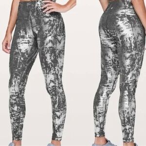 Lululemon Wunder Under HR Tight Silver Black Print Size 4